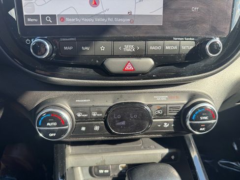 Used 2023 Kia Soul GT-Line w/ GT-Line Technology Package image 14