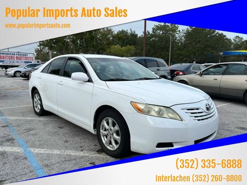 Used 2008 Toyota Camry LE FWD image 1