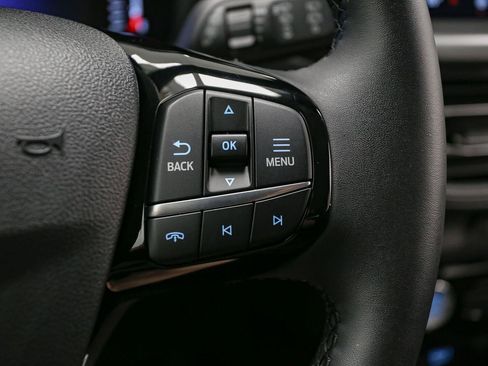 Used 2023 Ford Escape SE FWD image 35