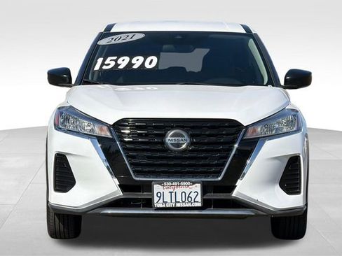 Used 2021 Nissan Kicks S FWD image 10