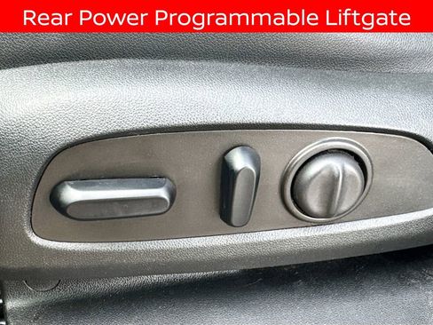 Used 2023 Chevrolet Blazer LT image 14