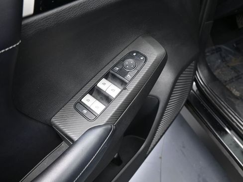 Used 2022 Mitsubishi Outlander SE image 13