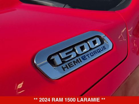 Used 2024 RAM 1500 Laramie RWD image 11