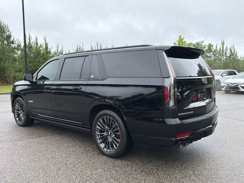 Used 2023 Cadillac Escalade ESV V AWD/4WD image 17