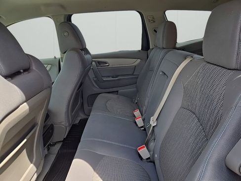 Used 2017 Chevrolet Traverse LS FWD image 12