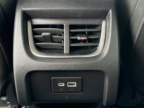 Used 2023 Chevrolet Blazer LT FWD image 16