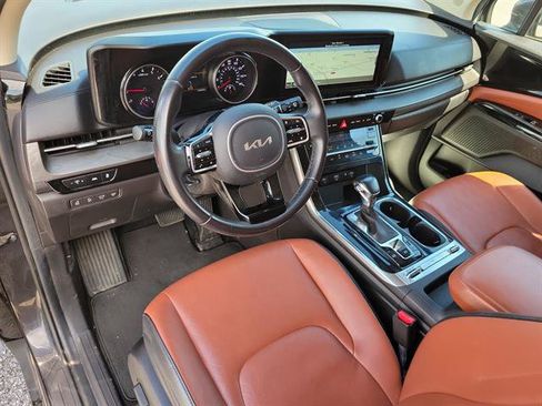 Used 2022 Kia Carnival SX FWD image 2
