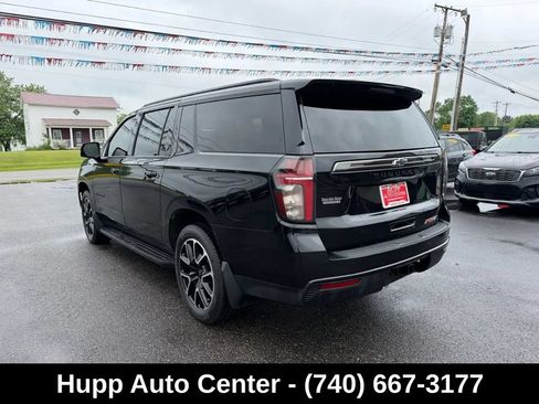 Used 2022 Chevrolet Suburban RST w/ Luxury Package AWD/4WD image 8