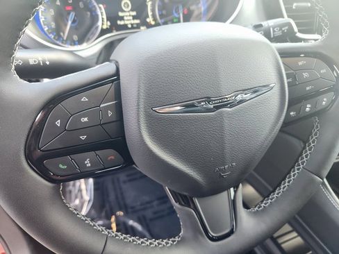 New 2026 Chrysler Pacifica Limited w/ S Appearance Package image 21