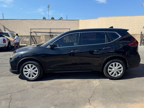 Used 2020 Nissan Rogue S FWD image 8