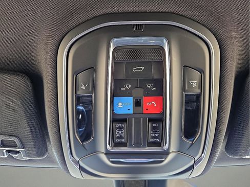 New 2026 Jeep Grand Cherokee L 4WD image 21