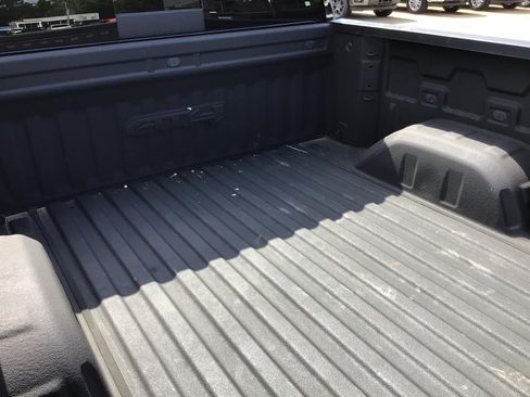 Used 2024 GMC Sierra 1500 AT4 w/ AT4 Premium Package AWD/4WD image 15