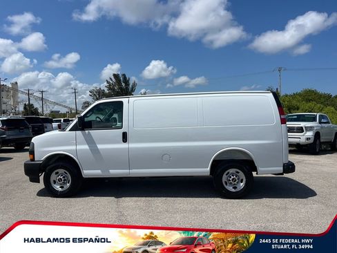 New 2026 GMC Savana 2500 w/ Driver Convenience Package RWD image 4