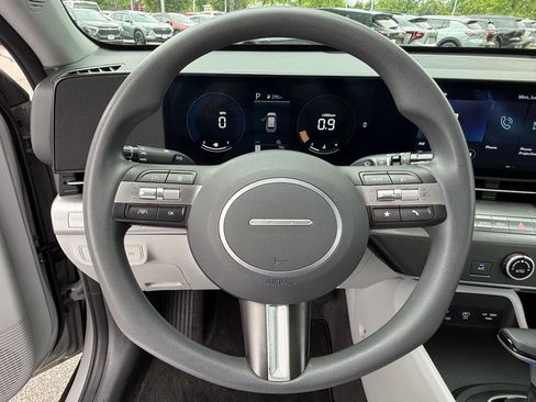 Used 2024 Hyundai Kona SE AWD/4WD image 16