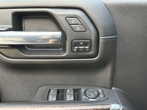 Used 2021 GMC Sierra 1500 Denali w/ Denali Ultimate Package AWD/4WD image 47