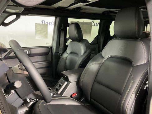 New 2026 Ford Bronco Badlands AWD/4WD image 14