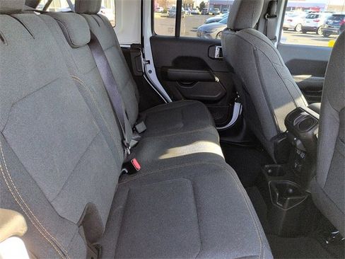 Used 2024 Jeep Wrangler Sahara image 10