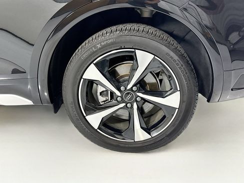 Certified 2025 Audi Q5 2.0T Premium Plus w/ Premium Plus Package AWD/4WD image 32