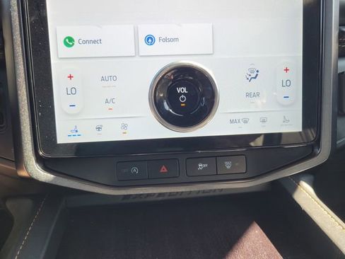 Used 2023 Ford Expedition Max Platinum image 24