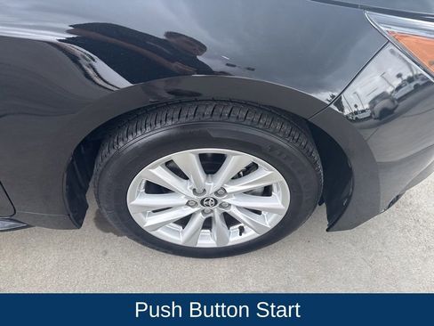Used 2024 Toyota Corolla LE w/ LE Convenience Package FWD image 8