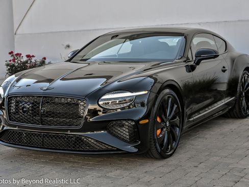 Used 2025 Bentley Continental GT image 2
