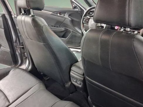 Used 2018 Honda Civic Sport Touring image 19
