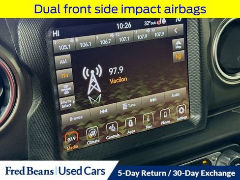 Used 2022 Jeep Wrangler Unlimited Sahara w/ Cold Weather Group AWD/4WD image 19