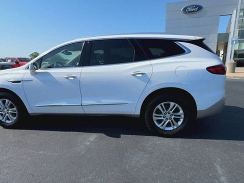Used 2020 Buick Enclave Essence FWD image 5