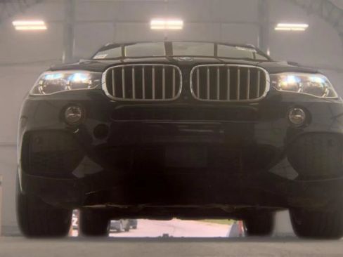 Used 2018 BMW X5 xDrive50i AWD/4WD image 3