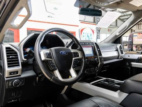 Used 2019 Ford F250 Lariat AWD/4WD image 5