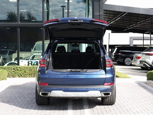 Used 2023 BMW X5 sDrive40i w/ Parking Assistance Package image 7