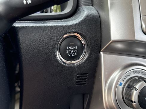 Used 2016 Toyota 4Runner Limited RWD image 15