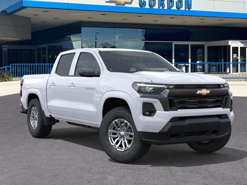 New 2026 Chevrolet Colorado LT w/ LT Convenience Package AWD/4WD image 7