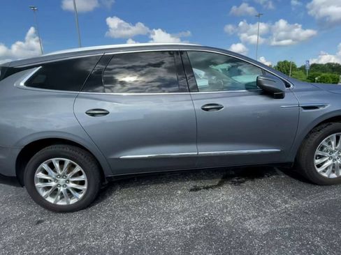 Used 2021 Buick Enclave Premium w/ Surround and Sites Package AWD/4WD image 8