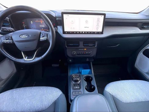 Used 2025 Ford Maverick XLT w/ XLT Luxury Package image 14