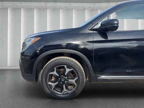 Used 2017 Honda Ridgeline Black Edition image 21