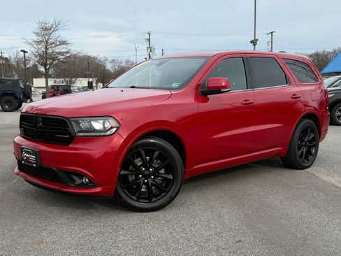 Used 2017 Dodge Durango R/T w/ Blacktop Package image 2