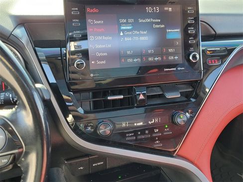 Used 2021 Toyota Camry XSE image 17