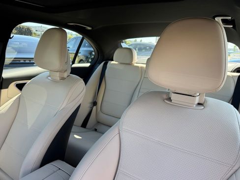 Used 2025 Mercedes-Benz C 300 Sedan image 31