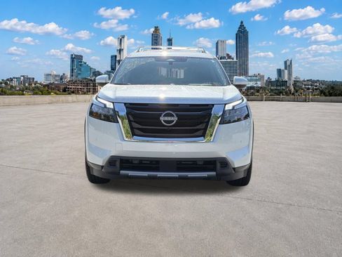 Certified 2025 Nissan Pathfinder SL AWD/4WD image 31