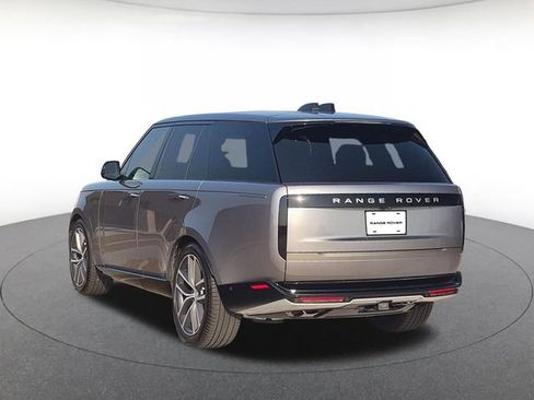Used 2025 Land Rover Range Rover SE AWD/4WD image 7
