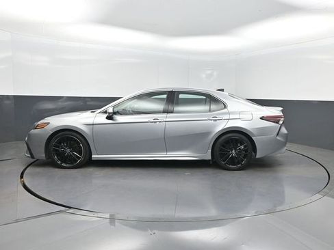 Used 2023 Toyota Camry XSE FWD image 2