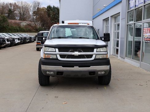 Used 2003 Chevrolet Silverado 2500 LS w/ Skid Plate Package image 5