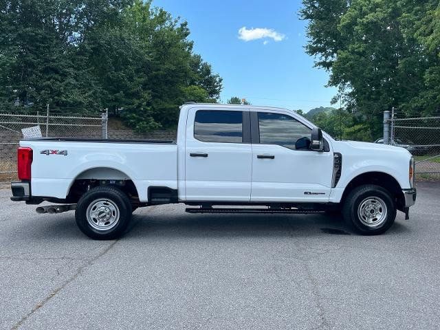Certified 2026 Ford F350 XL w/ XL Chrome Package AWD/4WD image 2