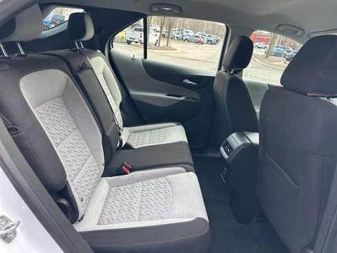Used 2023 Chevrolet Equinox LS FWD image 27