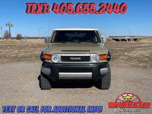 Used 2012 Toyota FJ Cruiser 4WD w/ Convenience Pkg image 4