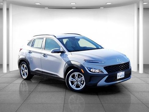 Certified 2023 Hyundai Kona SEL FWD image 3