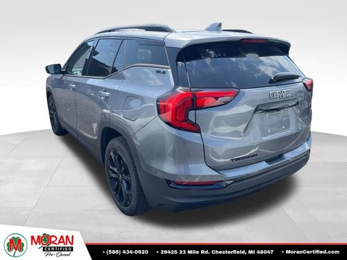 Used 2019 GMC Terrain SLE w/ Driver Convenience Package FWD image 4