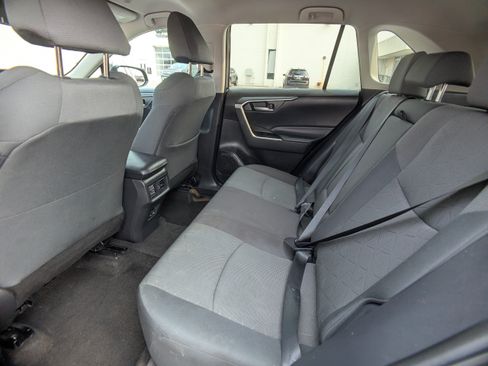 Used 2023 Toyota RAV4 XLE FWD image 12