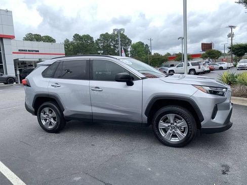 Certified 2024 Toyota RAV4 LE AWD/4WD image 9